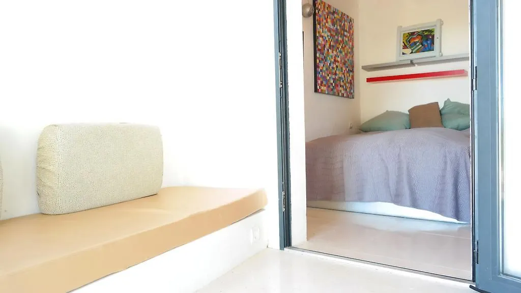 칼라 바데야 Can Villiza B&B